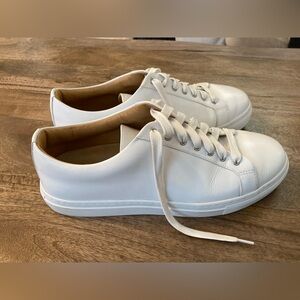 Men’s Thursday Everyday Sneakers, White, Size 10 Wide (EE)